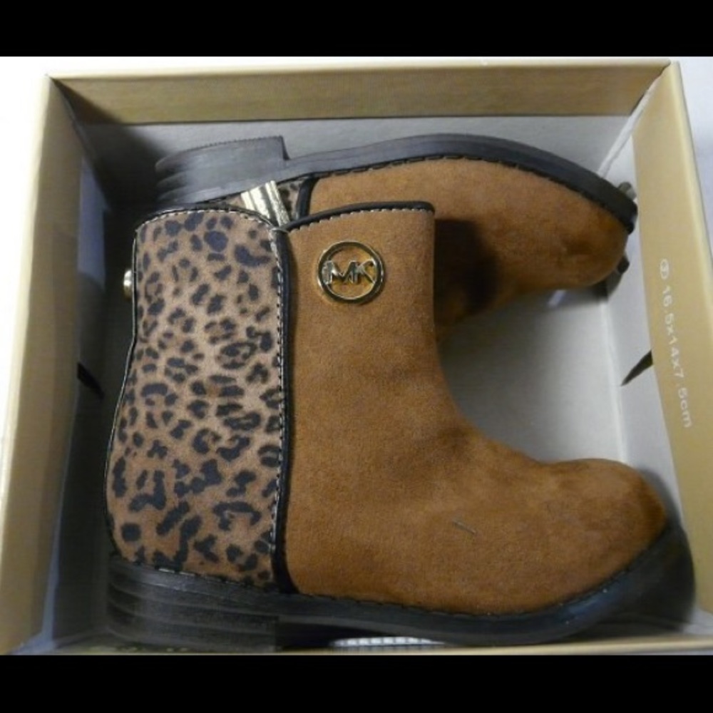 Great Condition!! Original Box